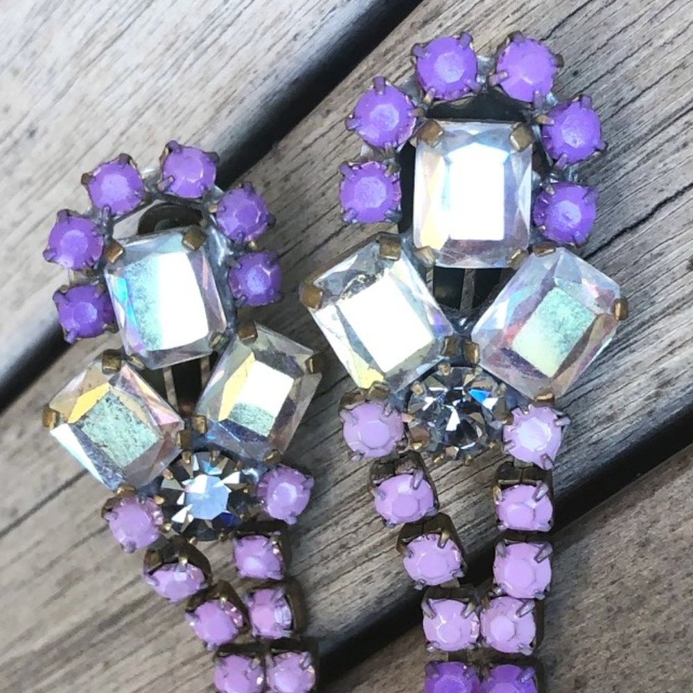 VINTAGE Rhinestone Dangle Earrings - Clip On